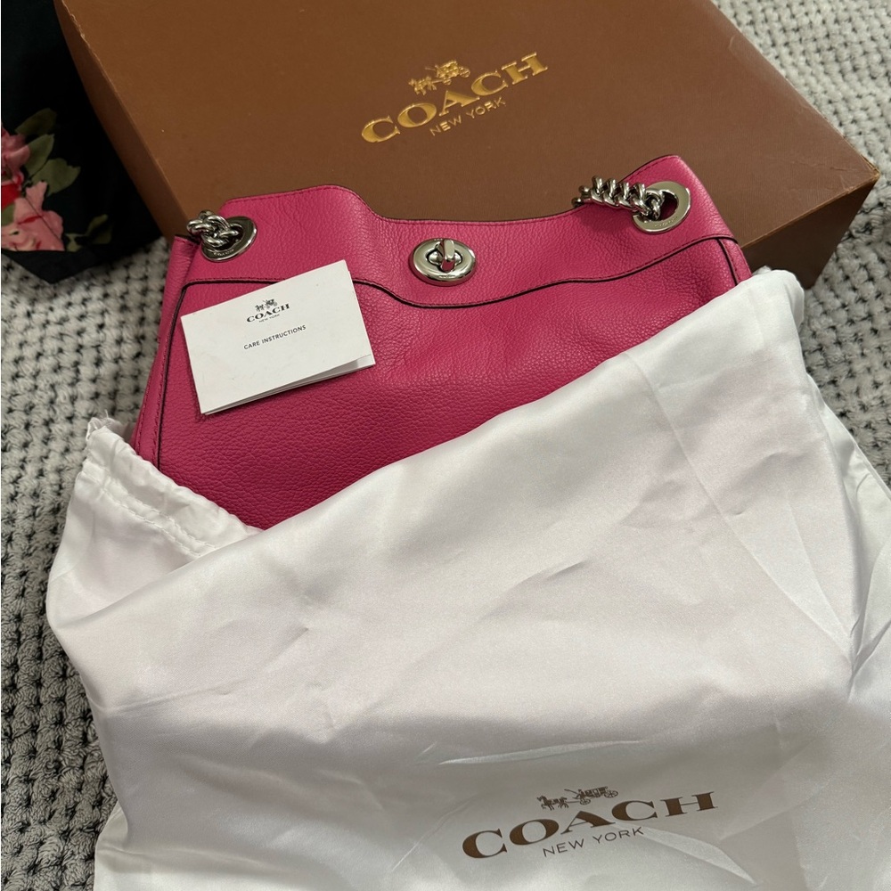 Authentic Coach Purse - Picture 7 of 7
